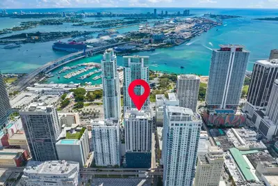 Image de Cal King Bed - Pool/Gym - Dwtn Free Transportation