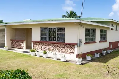 Image de Island Sanctuary With A Spirit Of Adventure! \nFamilies, Visitors & Surfers, Win!