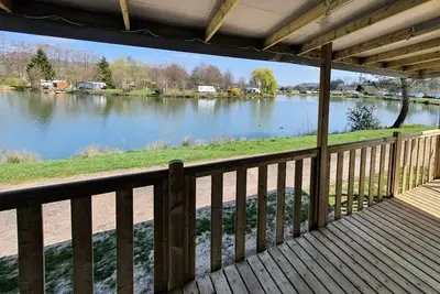 Image de Mobil-Home Confort Tv - 3 chambres + terrasse - 6 personnes