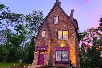 Image de 🪄Three Wizards🪄A New magical & unique stay in the Fantastical Forgotten Forest