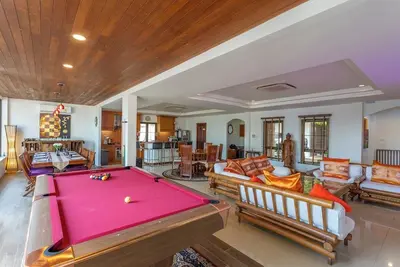 Image de Coconut Palms: huge swimming pool and pool table!