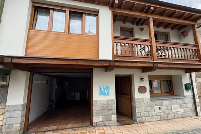 Casa Moises Bimenes