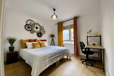 Image de Loft Industriel à côté de La Défense et l'Arena