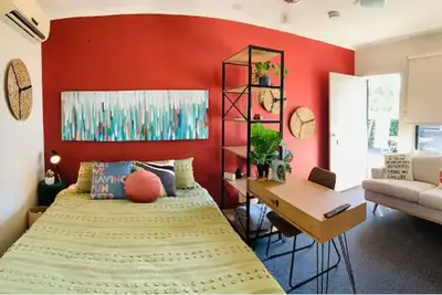 Image de Tropical oasis In Parap, saltwater pool, Close to Markets and attractions