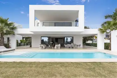 Villa Lulu - Brand New Luxury Villa!