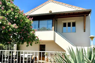 Image de Charmante villa toute rénovée avec piscine
