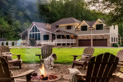 Image de 4th Night Free! Pool, close to Gatlinburg! Wedding
