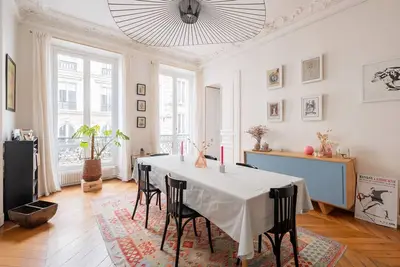 Image de Airy and Elegant, by Veeve
