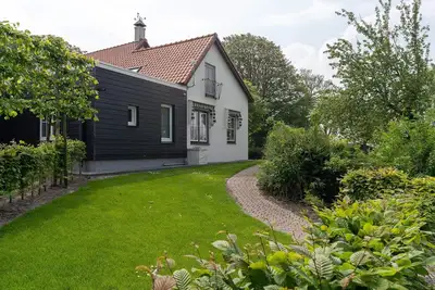 Image de New! Hello Zeeland - Vakantiewoning Essenhoeve 1