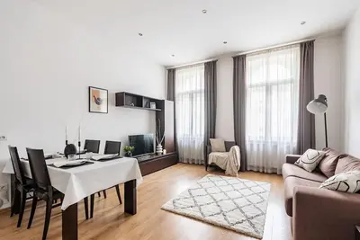 Image de Black Swan Apartment - 50 Meters from Dancing House