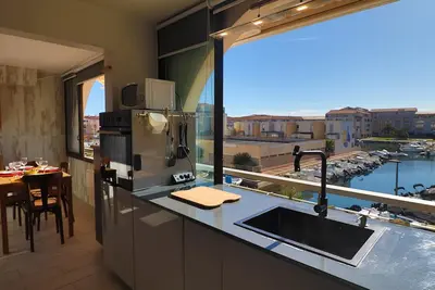 Image de Joli 2 pièces 40m² avec parking privé à Sète