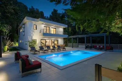 Image de Villa Stribor near Medulin for 8 people with private pool & kids playroom - only 1 km from the beach