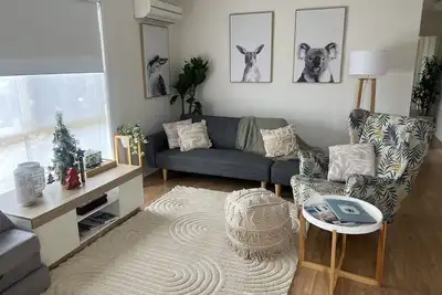 Image de Cosy Stirling cottage  walking distance to the beach,