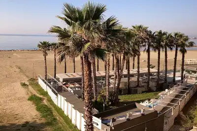 Image de Rent apartment by the sea months: May June July August and September. . .