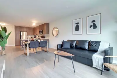 Image de Stay in Style: Comfortable Apt w Premier Amenities