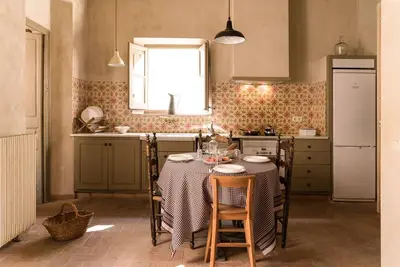 Image de Casa de Pueblo Reformada y con Encanto a 10min de Figueres y 30min de Cadaques