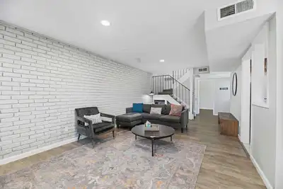 Image de Country Happiness-4-Bedroom Delight in Countryside