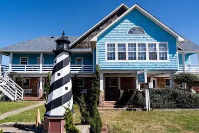 Image de Emily - Offshore Beach Club