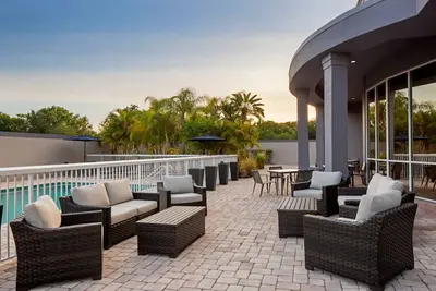 Image de Heated Outdoor Pool Stay in Tampa Oldsmar! On-site restaurant & Parking