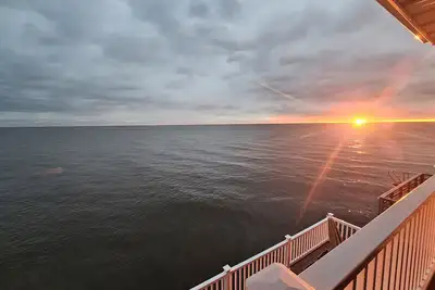 Image de Cozy Home with Stunning Views on the Delaware Bay