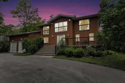 Image de Grandview Family Beach House w/ Hot Tub, Sauna & Sandy Beaches Steps Away!