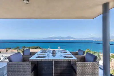 Image de Les Terrasses de l'Isolella - Vue mer et montagne