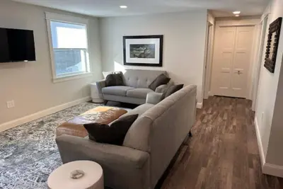 Image de Cozy Modern Retreat 2 Bedroom Patio Fire Pit