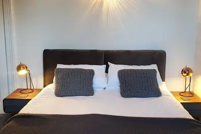 Image de Appartement-one bedroom-Salle de bain privée séparée