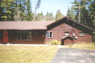 Image de South Branch Au Sable River House and Nature Preserve.