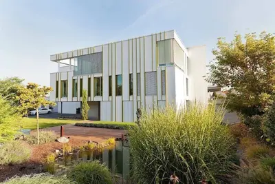 Image de Family groups up to 16 pax, garden, swimming pond/nature pool sauna, privacy