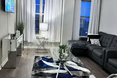 Image de Victory Penthouse Retreat – Modern 2bed/2bath