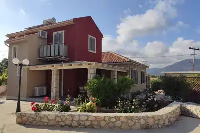 Villa 'Rose' avec vue sur les montagnes, Wi-Fi et climatisation