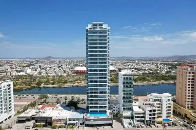 Image de Departamento a pie de Malecón