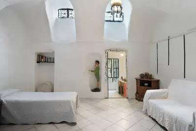 Image de Appartement \"Casa Wilmot Bussana Vecchia\" (maison Wilmot Bussana Vecchia)