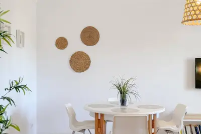 Image de Historic Charm in the Heart of Lagos