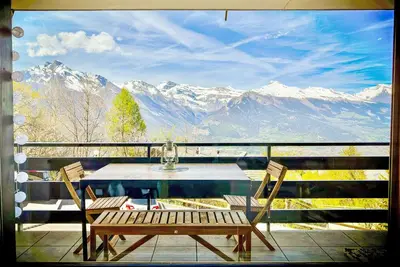 Image de Swiss Alps view Aiglon H2 by Interhome