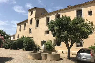 Image de Beautiful Apartment in an exclusive domaine, surrounded by vineyards.