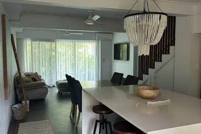 Image de Wala Villa Noosaville Modern, spacious 2 bed/2 bath townhouse pool+tennis court