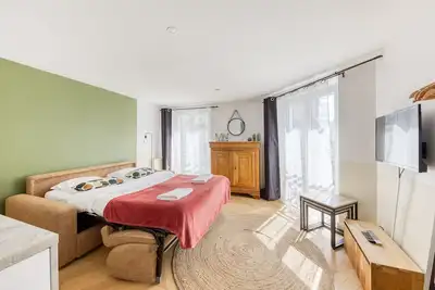 Image de Miromesnil : Modern and sunny 4 persons flat