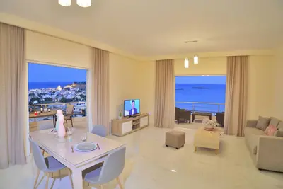 Image de Aristea Apartments Paleochora\nTwo-Bedroom Apartment - Second Floor\n
