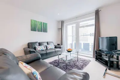 28 Abbots Yard - 2 bedroom apartment