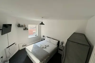 Image de Two Bedroom-Appartement-Salle de bain privée séparée