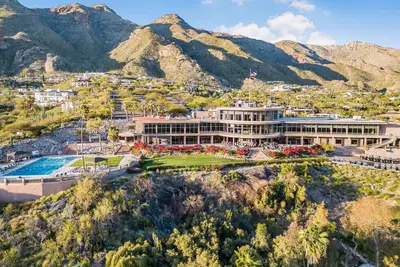 Image de Desert Manor- An Exclusive 4br Retreat House