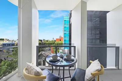 Image de A Stylish & Cozy 2br Apt Near Melbourne Central