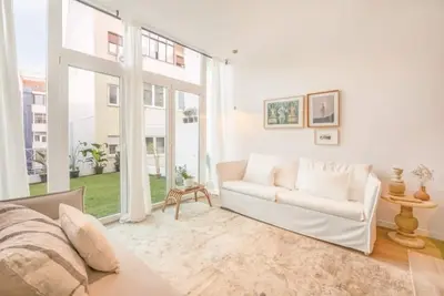 Image de Stylish duplex in picturesque Graça, close to Castelo de São Jorge