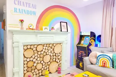 Image de Chateau Rainbow - 2 Bedroom/1 Bathroom Suite 5min to Dt/UofA - Great for Families