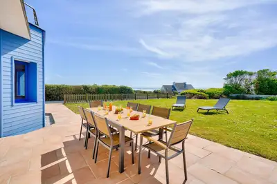 Image de Vue mer, à 200m de la plage, maison pour 9