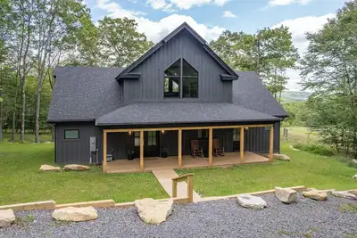 Image de Golden Overlook: Lake Area, Hot Tub!