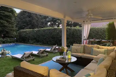 Image de Southampton Village-Heated Pool, Tennis, Beach Chairs, Beach Bikes