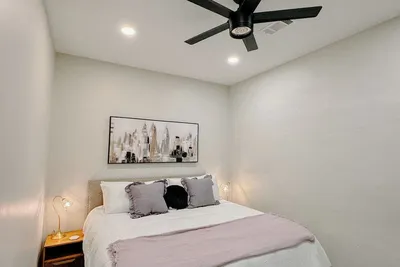 Image de Downtown Loft \nCozy 1-bedroom apartment in adorable Aberdeen with WiFi